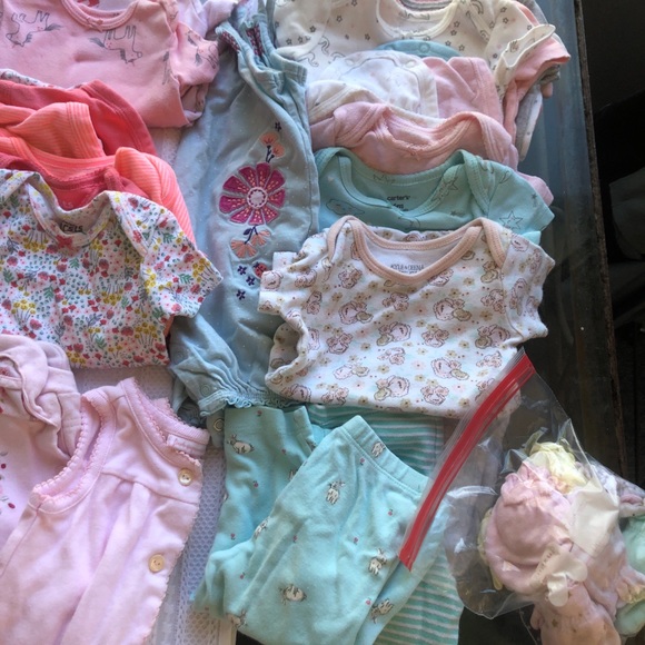 Baby Girl Bundle 3-12 months - Picture 2 of 4